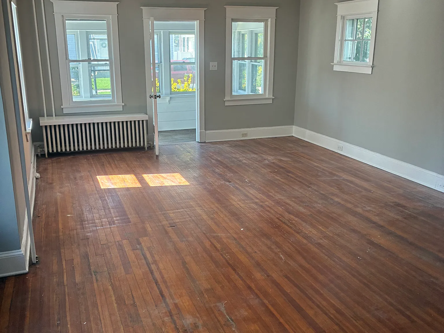 4 bed, 2339 sqft, $3,100 — Photo 3