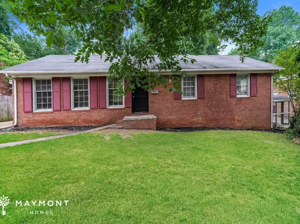 2326 Kaywood Ln, Winston Salem, NC 27103