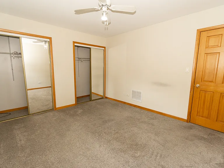 4N036 Wood Dale Rd — Photo 14