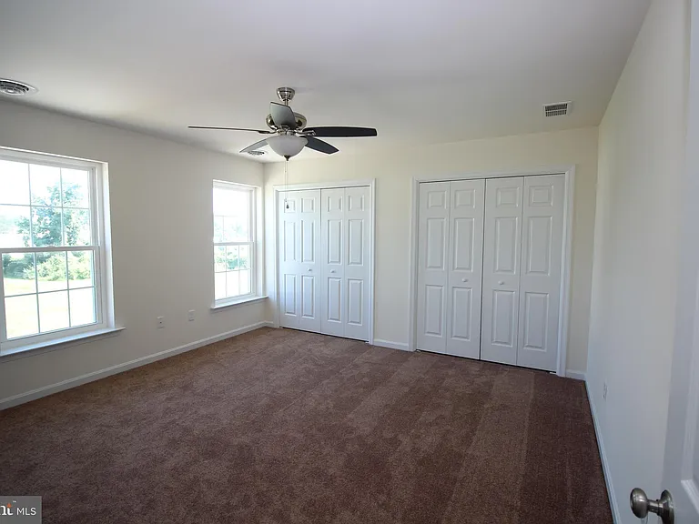 82 Filbert Dr — Photo 30