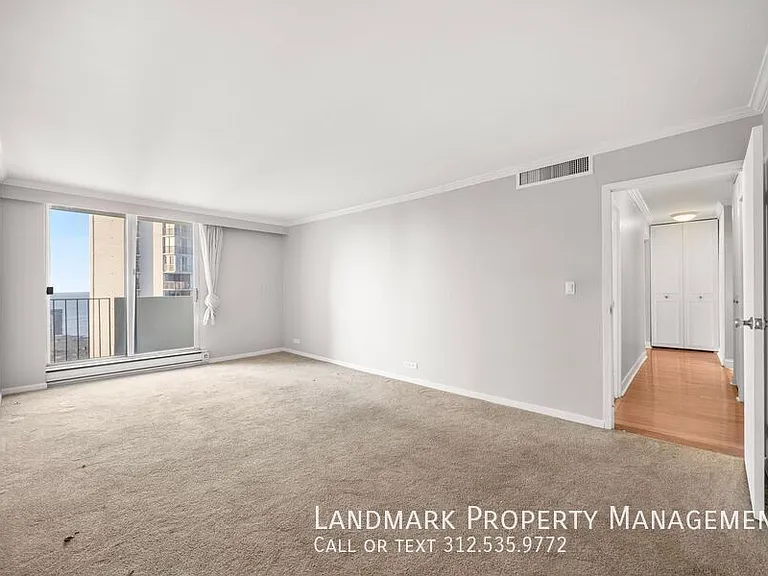 6033 N Sheridan Rd #35D — Photo 17