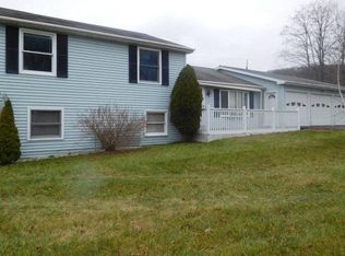 101 Lancelot Dr, Elmira, NY 14903