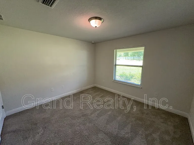 5004 Hamilton Crossing Blvd — Photo 21