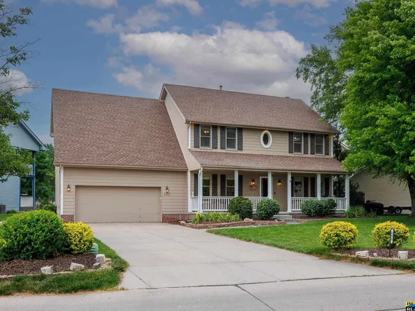 600 Shorewood Ln, Waterloo, NE 68069