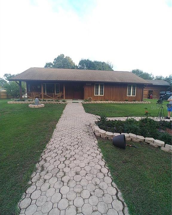1st image of 35846 Cypress Dr