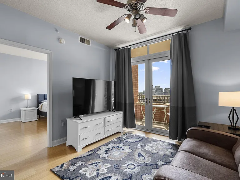 11760 Sunrise Valley Dr #905 — Photo 12