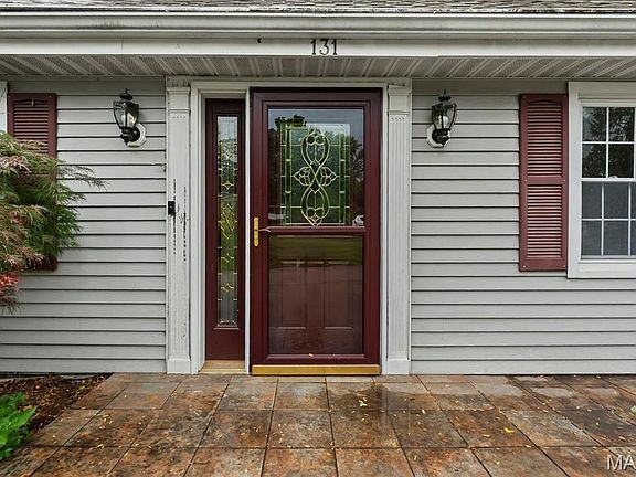 2nd image of 131 Rockport Dr