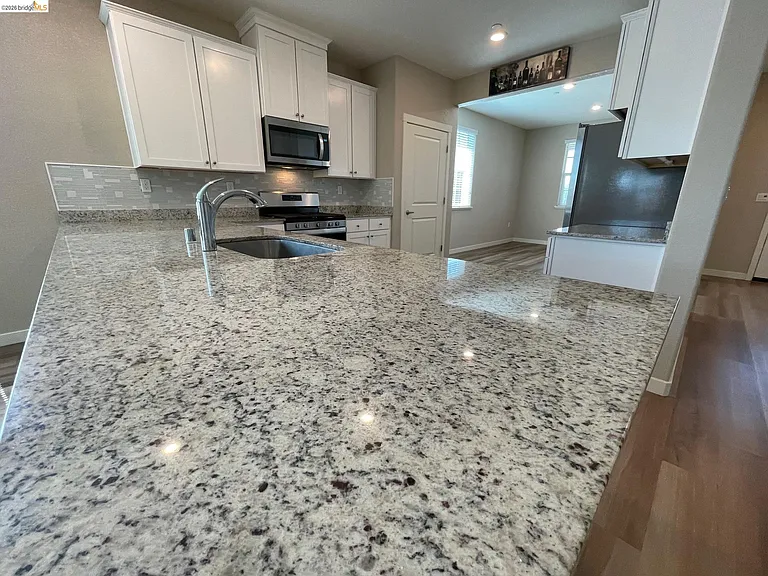 4395 Canada Way — Photo 15