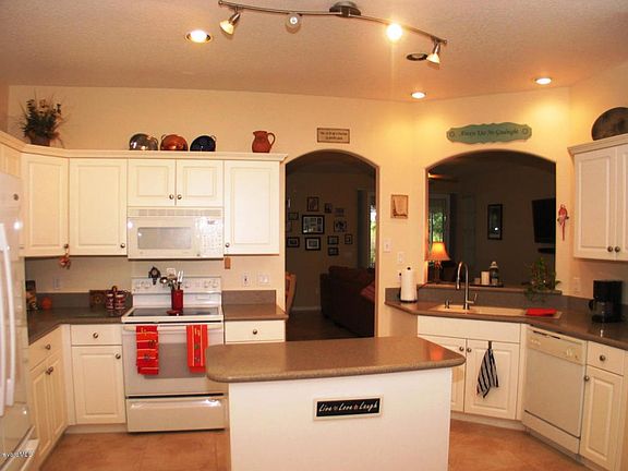 3rd image of 4754 Parkstone Dr