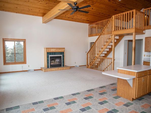 9505 Highway 133, Cassville, WI 53806