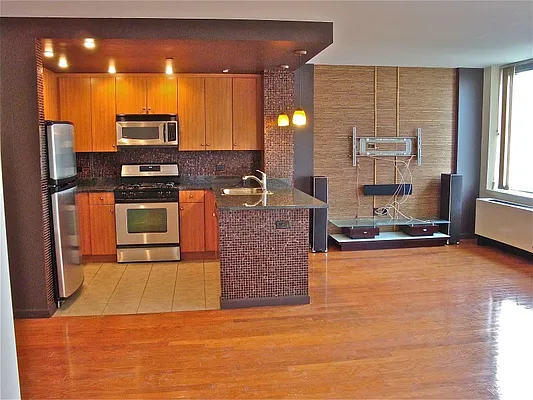 Rented by Sotheby's International Realty | media 24