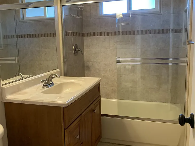 10343 Lunar Ln — Photo 8