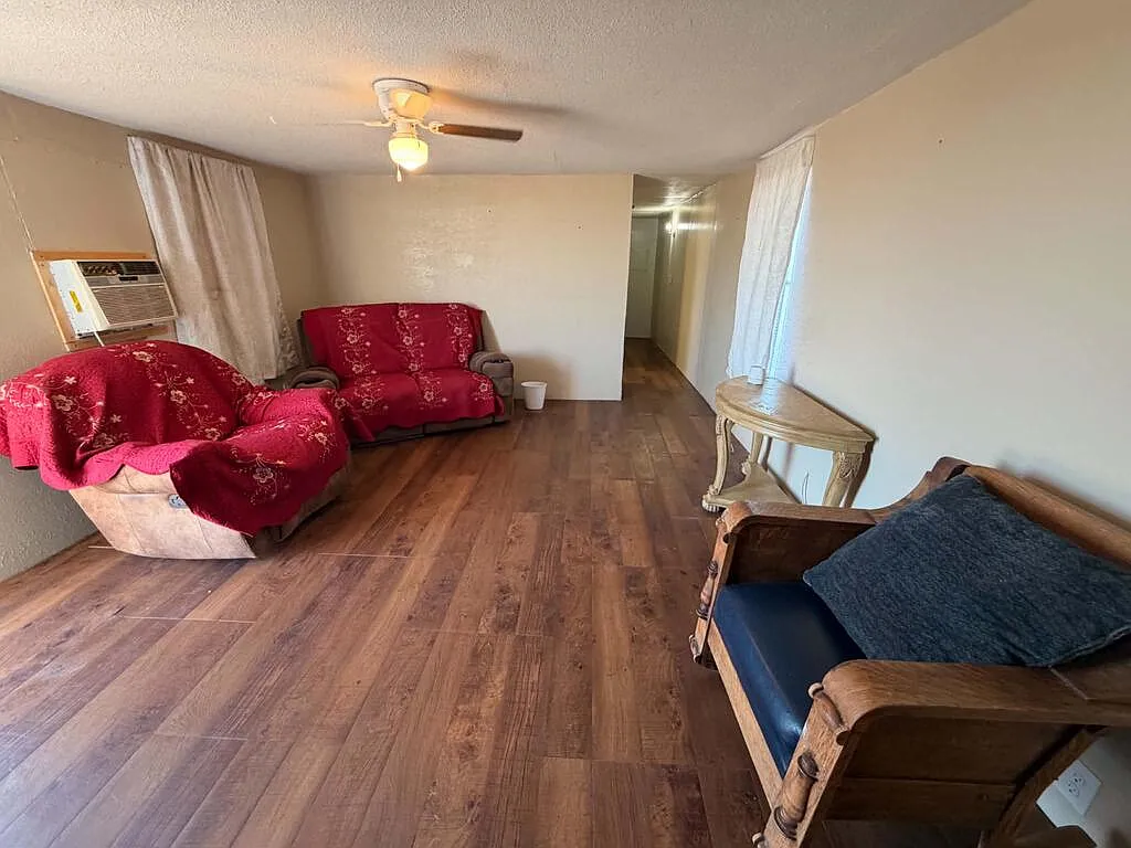 2 bed, 1.0 bath, 780 sqft, $2,750 — Photo 2