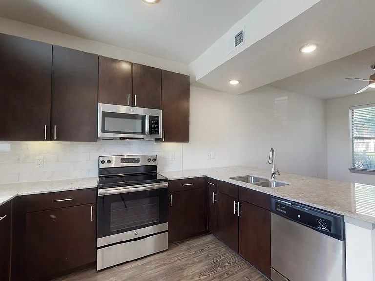The District At Cypress Waters - Parson's Green — Photo 773