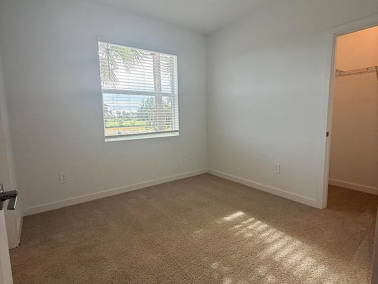 147 Lakeside Landing Ct — Photo 17
