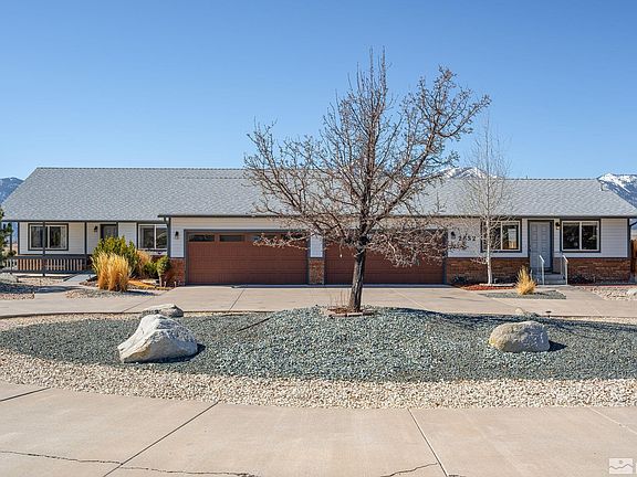 3rd image of 2652 Wildhorse Ln