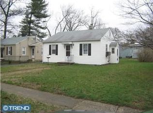 17 Arthur Ave, Clementon, NJ 08021