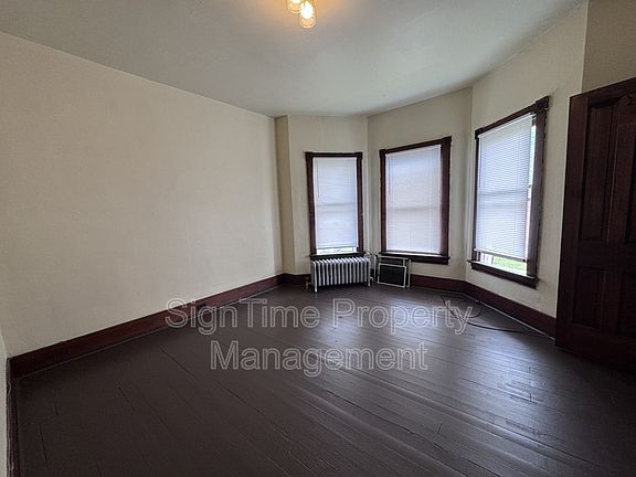 2nd image of 825 Hamilton Blvd APT C