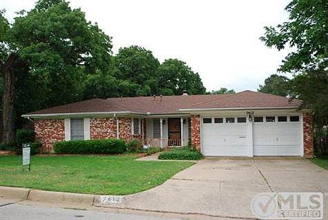 1st image of 7412 Laurie Dr