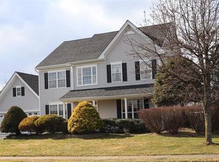 86 Evesboro Ln, Freehold, NJ 07728