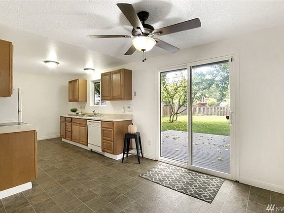 5th image of 15314 121st Avenue Ct E