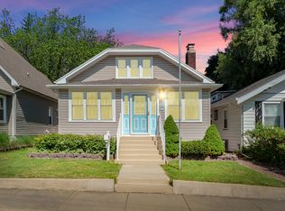 510 Wayne St, Saint Joseph, MI 49085