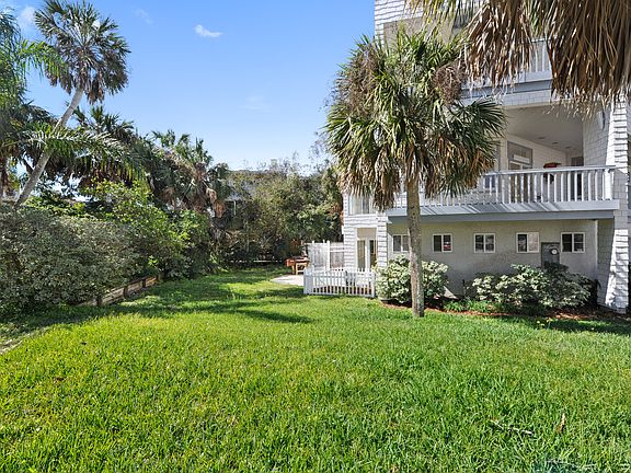 2nd image of 54 Oceanside Dr