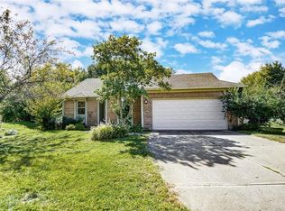 4471 Leicester Rd, Dayton, OH 45459