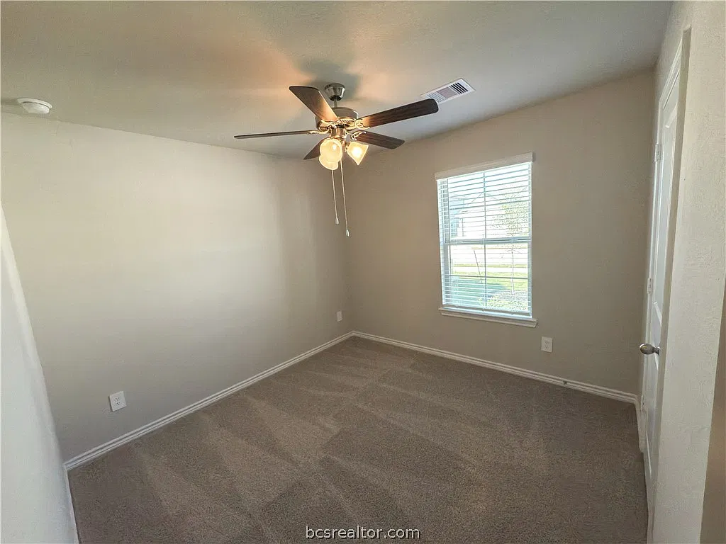 4 bed, 3.0 bath, 1953 sqft, $2,450 — Photo 1