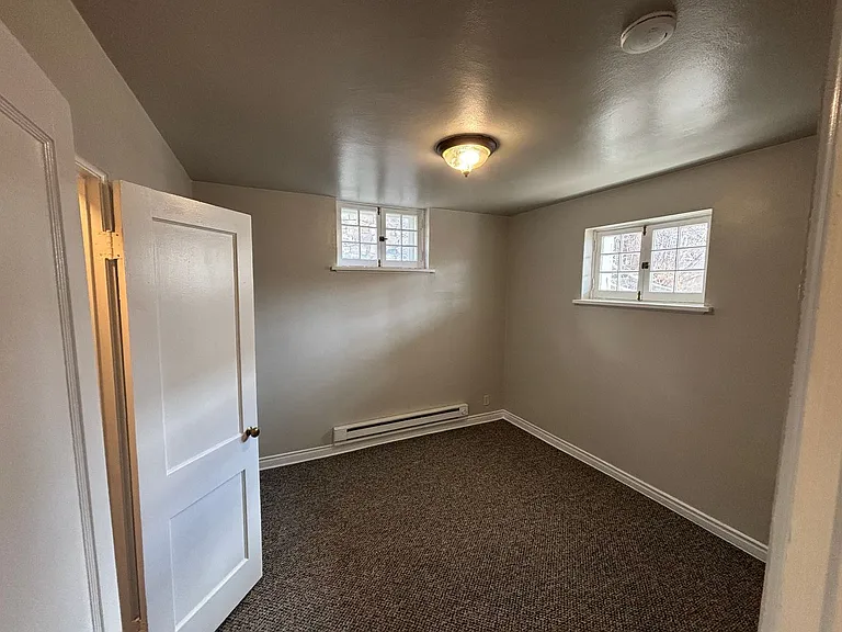 30 Jefferson St — Photo 11