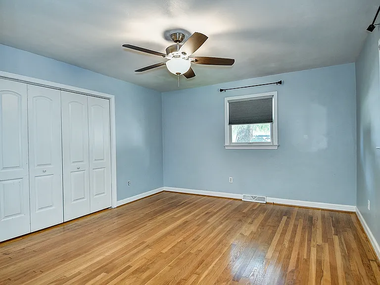 309 Beck St — Photo 25