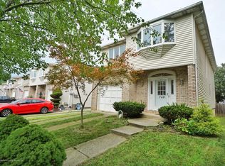 749 Maguire Ave, Staten Island, NY 10309