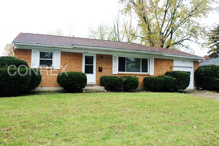 1249 Gertrude Dr photo 1