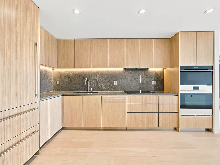 785 Harbourside Dr #301 — Photo 3