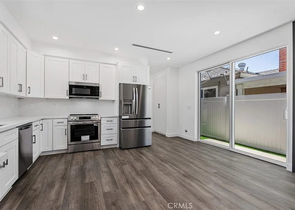 1325 W #A