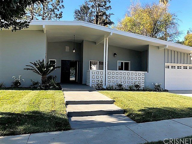 1st image of 18608 Palomino Dr