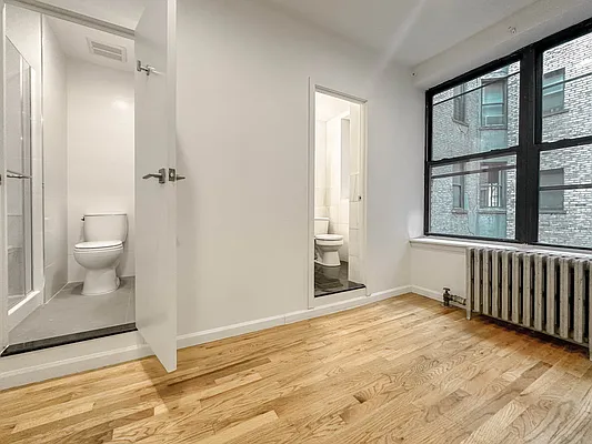 Rented by Metropolitan Property Group | media 3