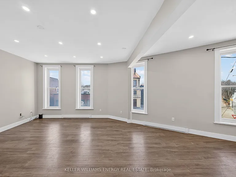 302 Picton Main St #4 — Photo 5