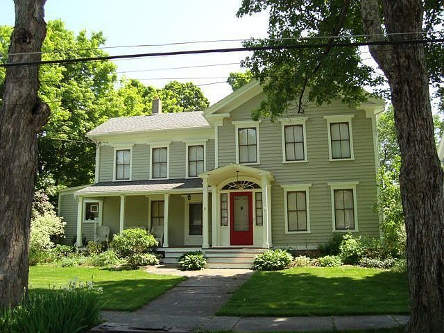 2nd image of 11 High St