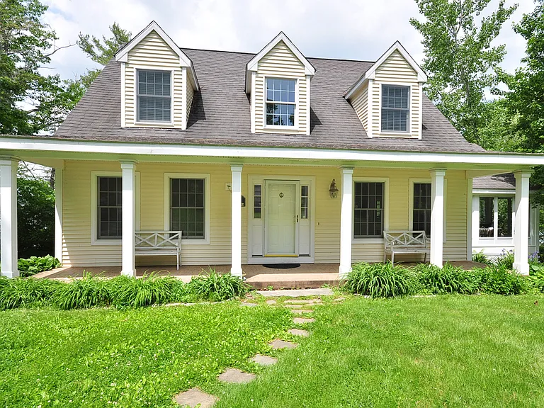 72 Sandy Beach Rd — Photo 33