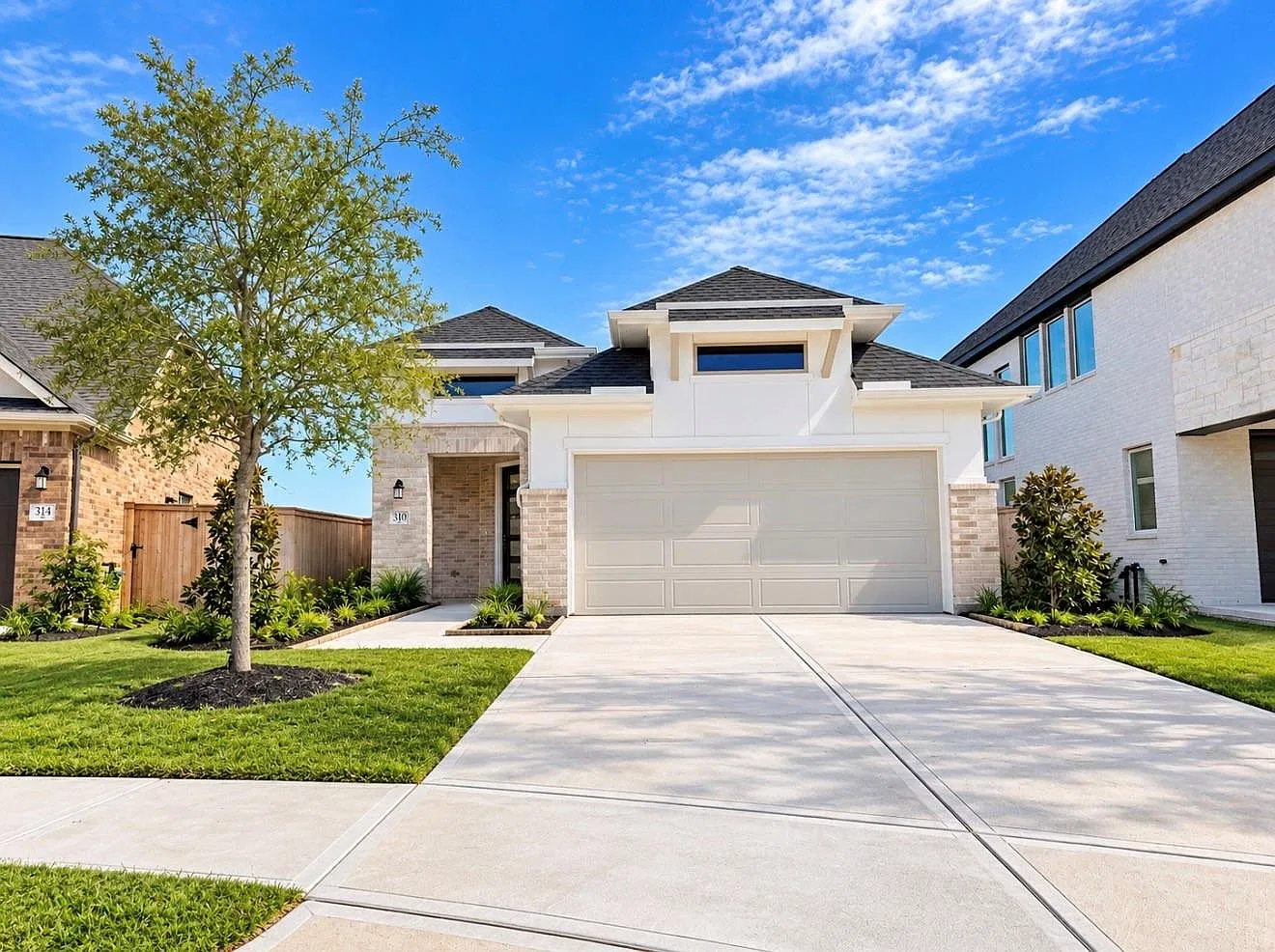 3 bed, 2.0 bath, 1755 sqft, $2,500 — Photo 2