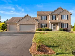 2324 Clear Water Dr, Belvidere, IL 61008