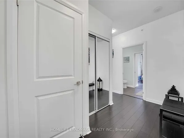 75 Eglinton Ave W, Mississauga, ON