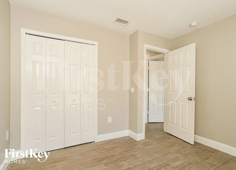 448 Bar Ct — Photo 11