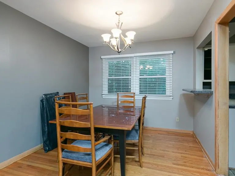 721 Midland Ave — Photo 3