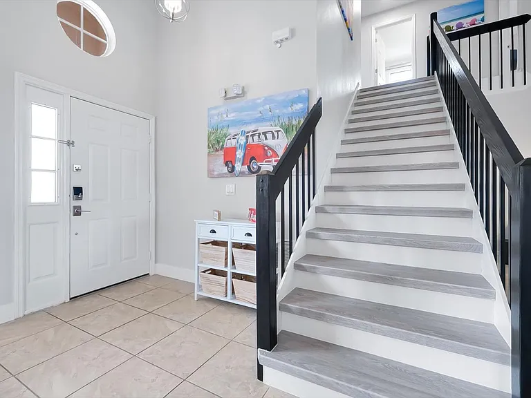 408 Jaybee Ave — Photo 29