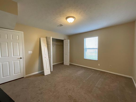 4th image of 242 Monarch Dr