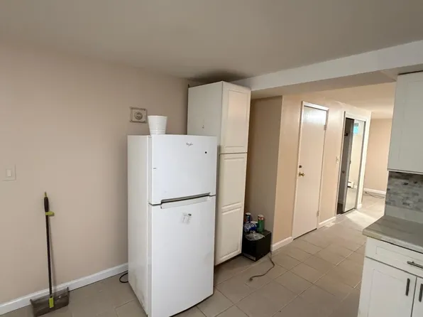 (undisclosed Address), Hicksville, NY 11801