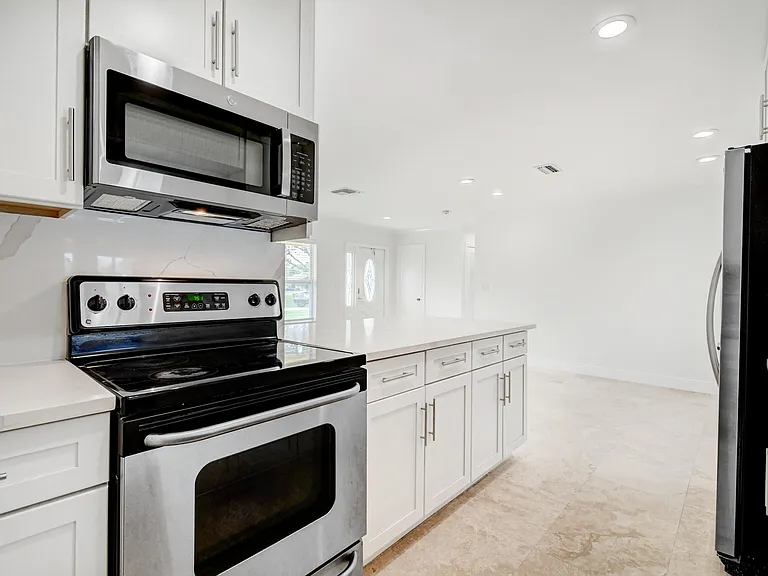 15021 Jackson Rd — Photo 10