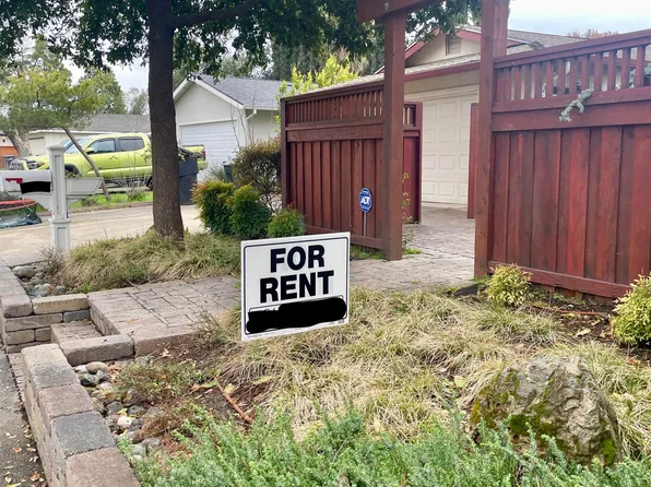 8716 Sturgeon Way, Sacramento, CA 95826